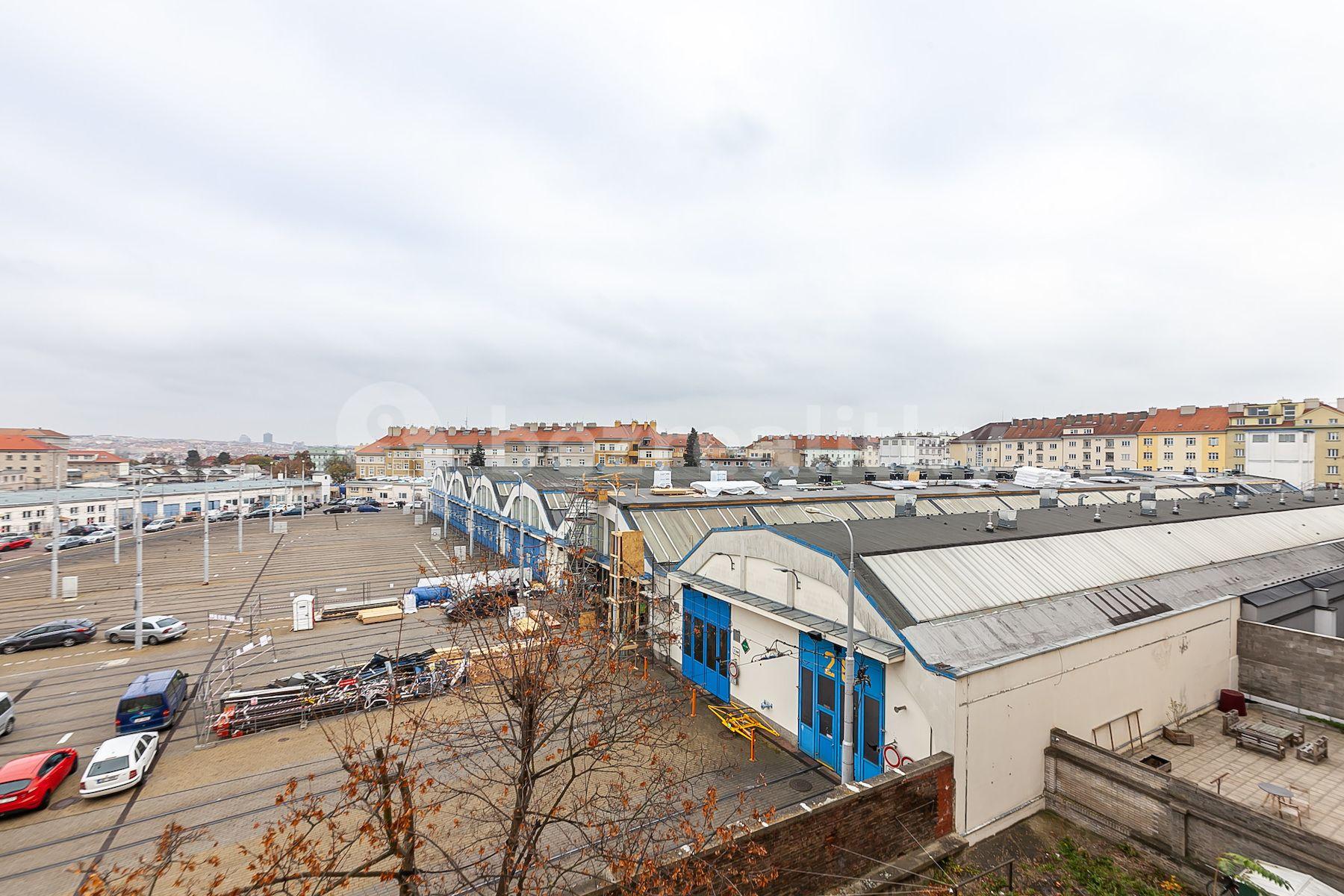 1 bedroom with open-plan kitchen flat for sale, 54 m², 5. května, Prague, Prague