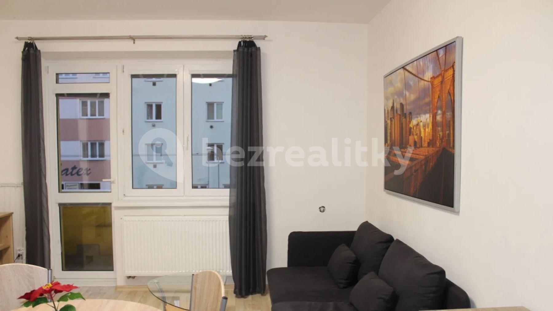 1 bedroom with open-plan kitchen flat to rent, 43 m², Renneská třída, Brno, Jihomoravský Region