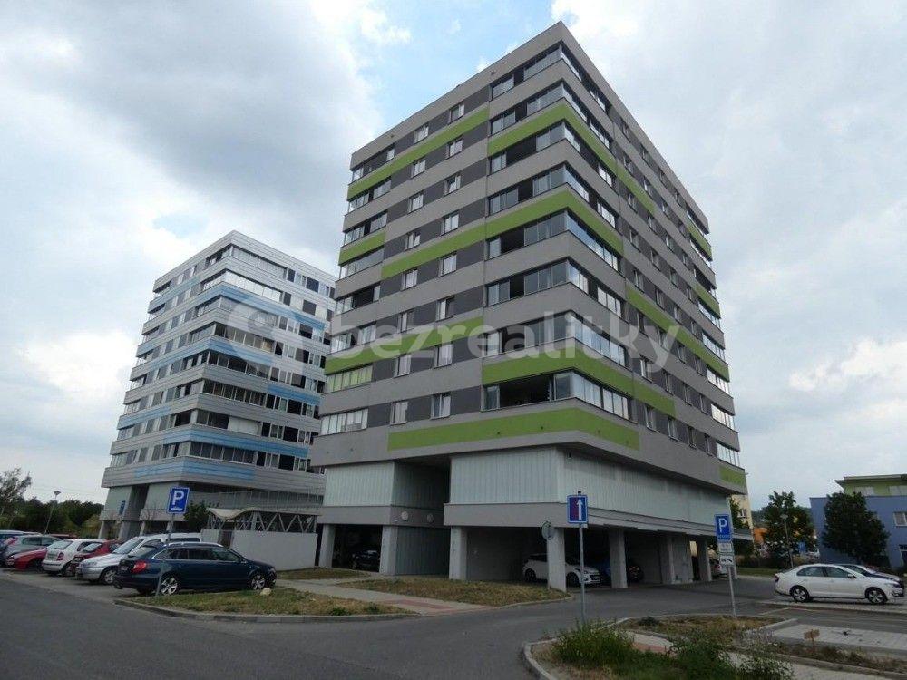 Studio flat to rent, 34 m², 17. listopadu, Mladá Boleslav, Středočeský Region