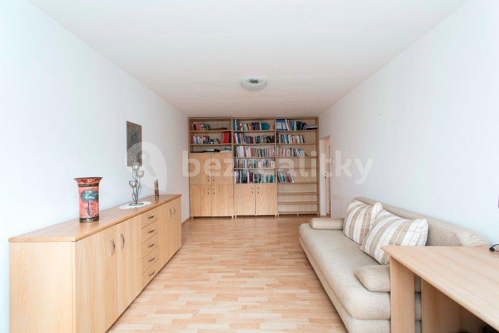 3 bedroom flat to rent, 90 m², Česká, Prague, Prague