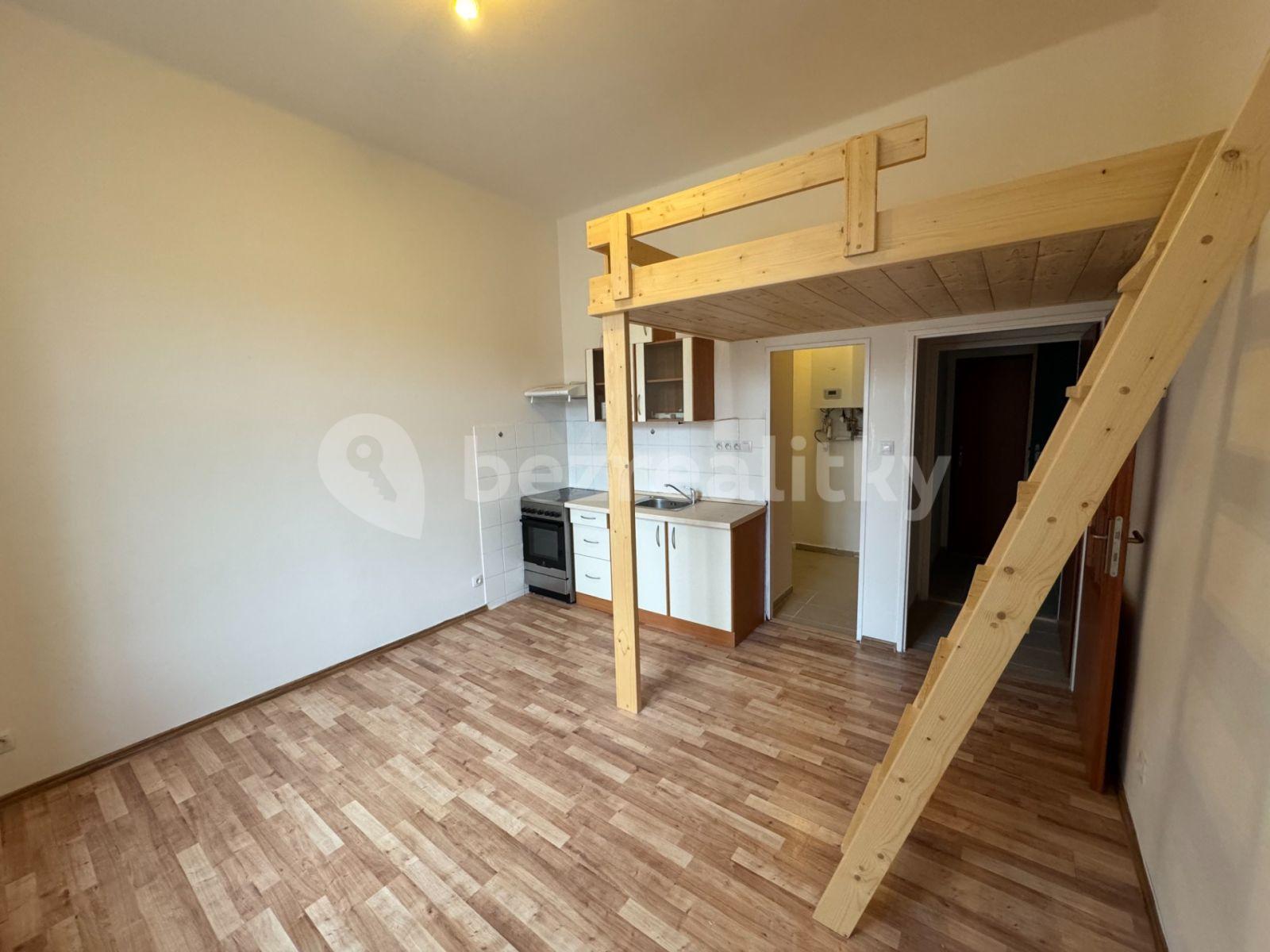 Studio flat to rent, 25 m², Koterovská, Plzeň, Plzeňský Region