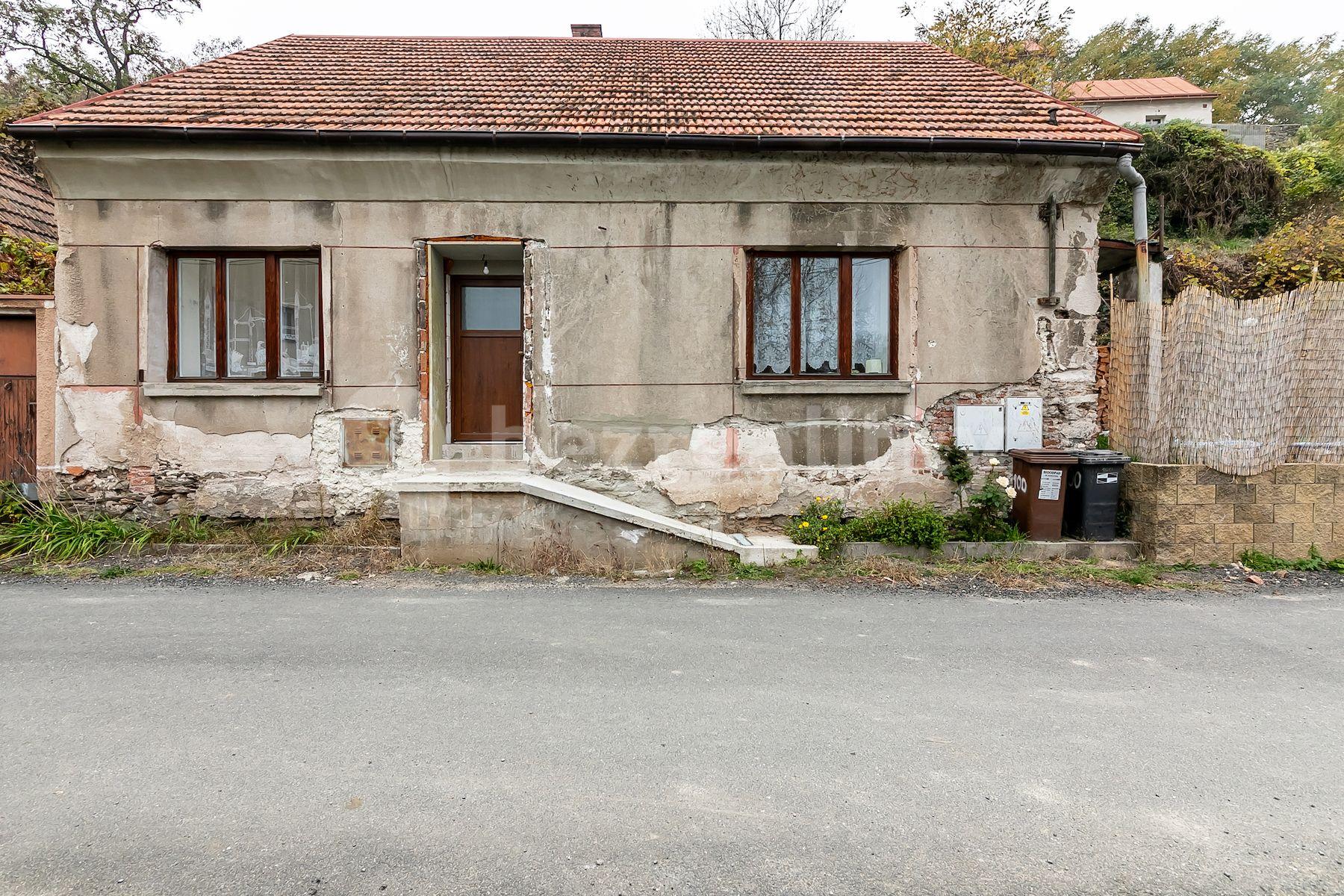 house for sale, 80 m², Pobřežní, Týnec nad Labem, Středočeský Region