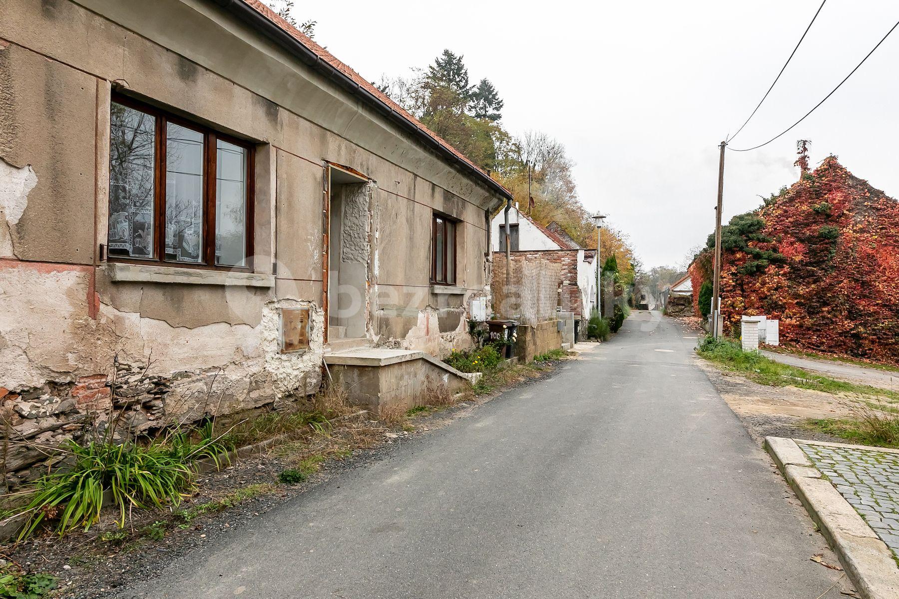 house for sale, 80 m², Pobřežní, Týnec nad Labem, Středočeský Region