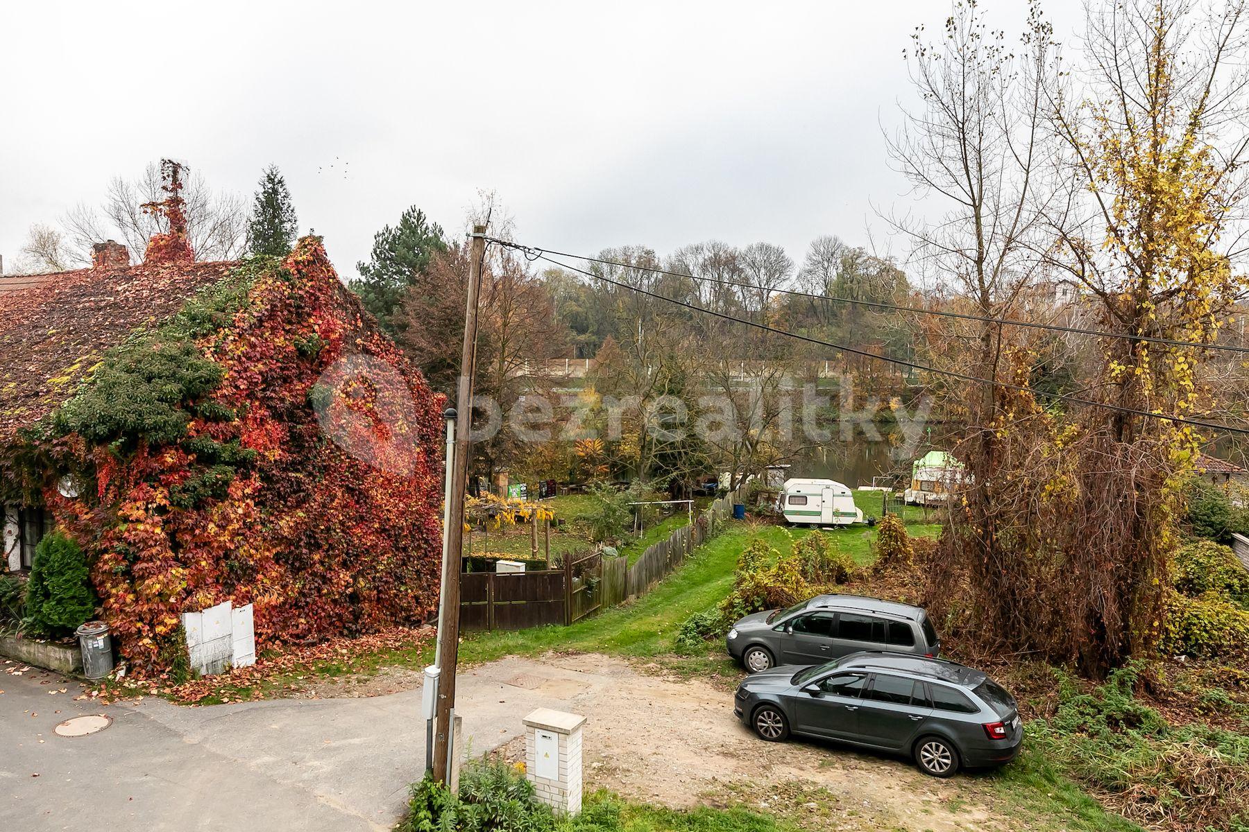 house for sale, 80 m², Pobřežní, Týnec nad Labem, Středočeský Region