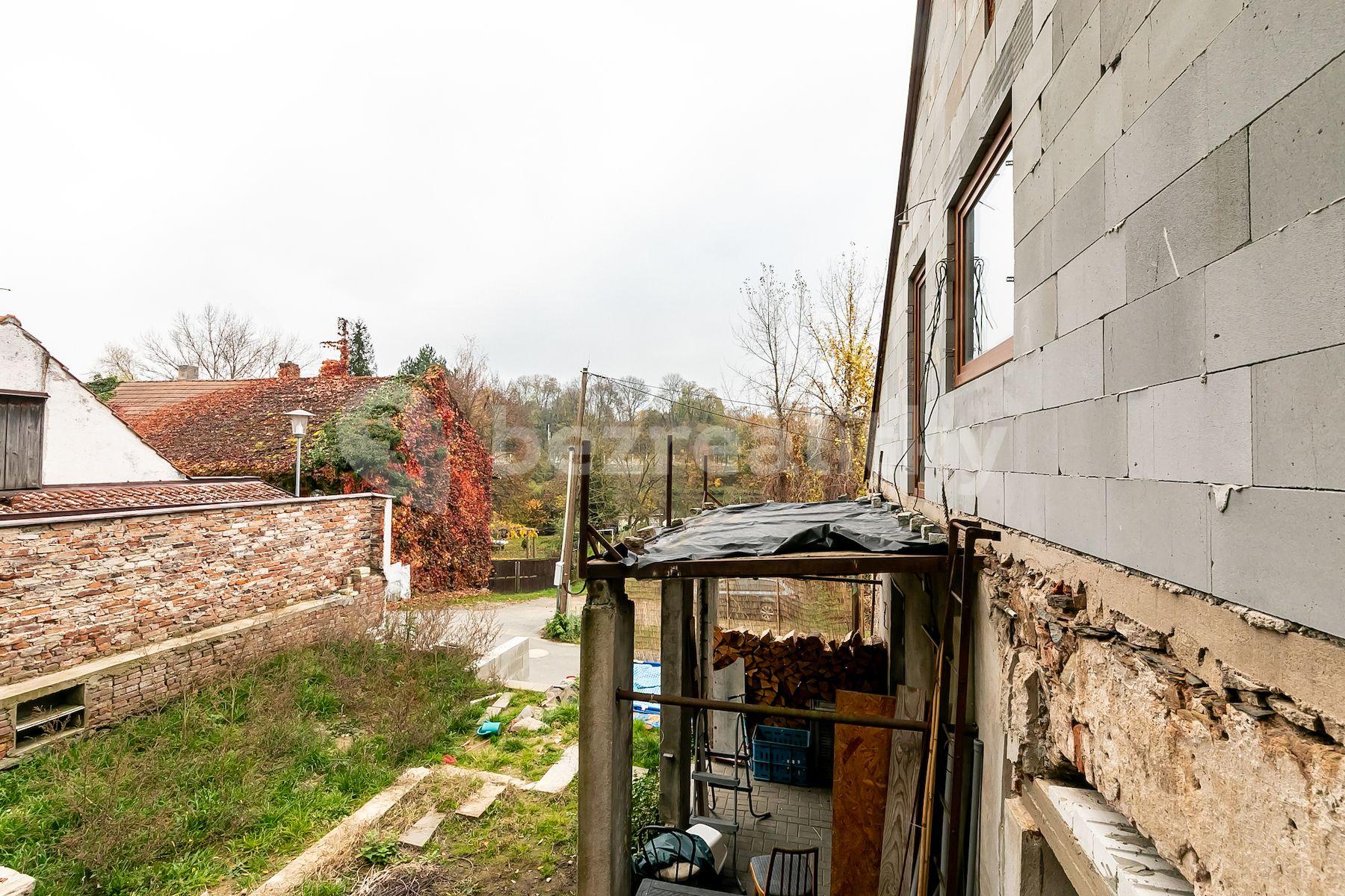 house for sale, 80 m², Pobřežní, Týnec nad Labem, Středočeský Region