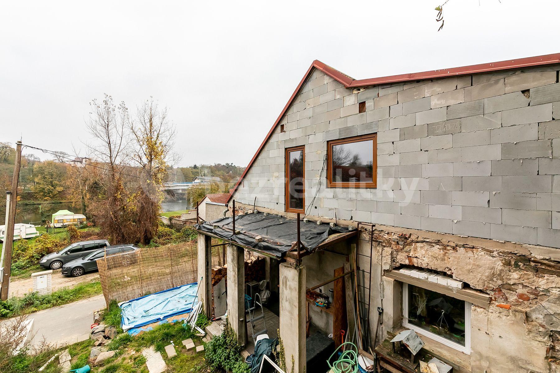 house for sale, 80 m², Pobřežní, Týnec nad Labem, Středočeský Region