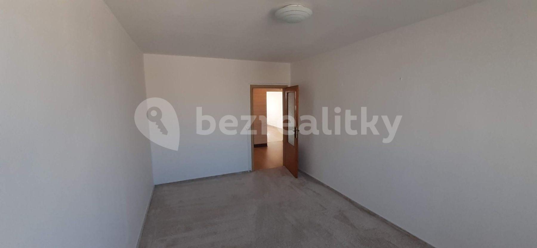 2 bedroom with open-plan kitchen flat to rent, 87 m², Na Jarově, Prague, Prague