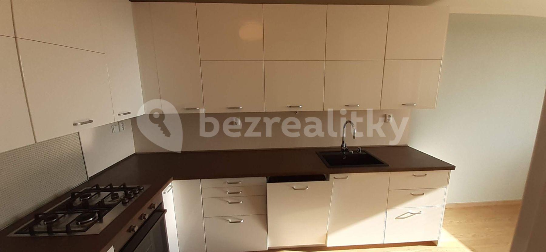 2 bedroom with open-plan kitchen flat to rent, 87 m², Na Jarově, Prague, Prague