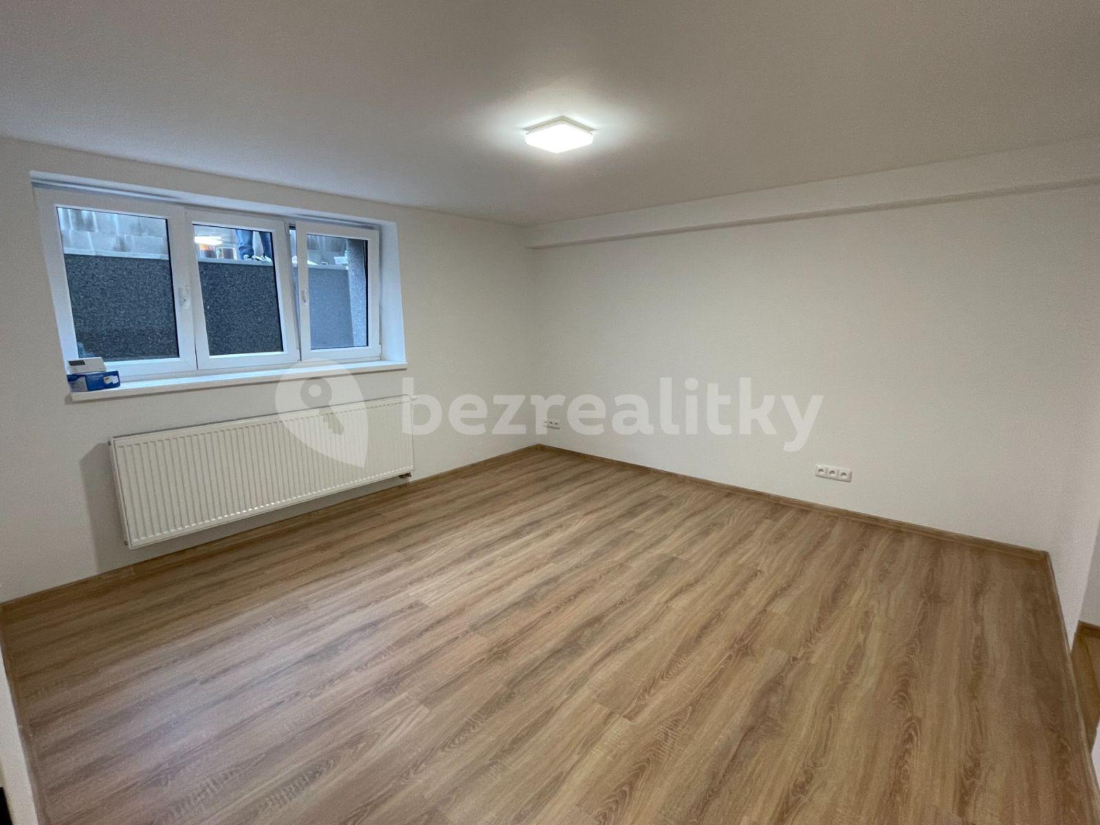 1 bedroom with open-plan kitchen flat to rent, 67 m², Novovysočanská, Prague, Prague