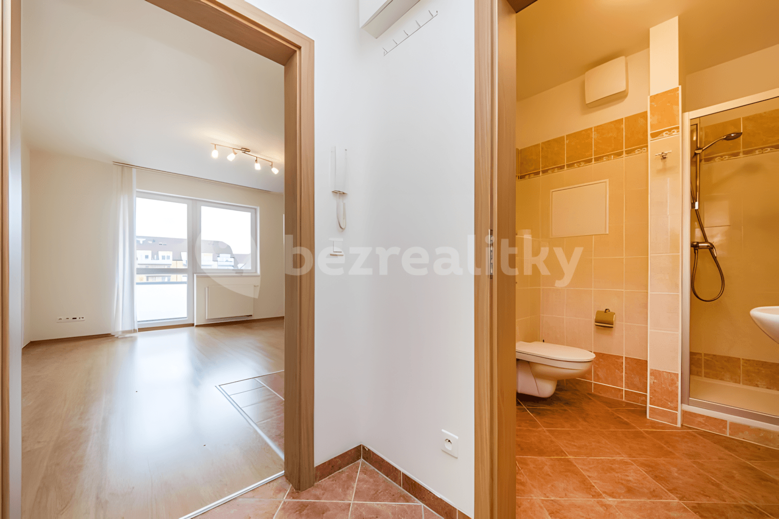 Studio flat for sale, 28 m², Švihovská, Prague, Prague