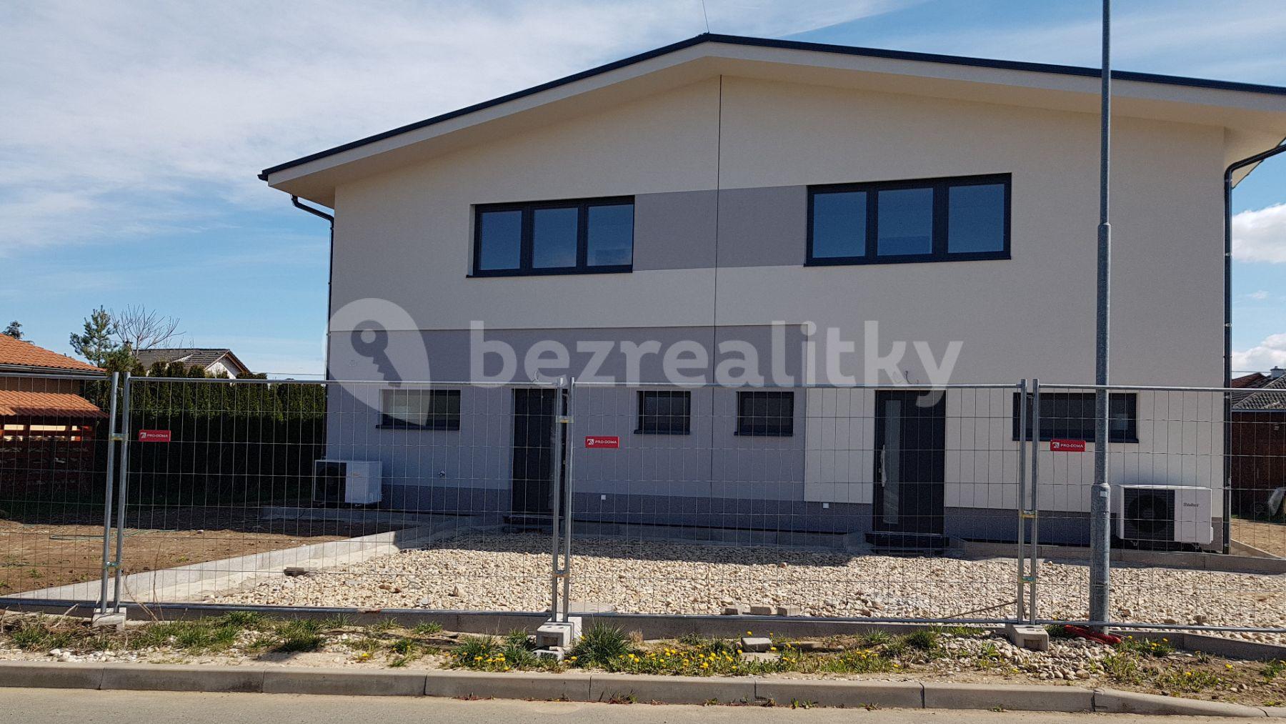 house to rent, 125 m², Malešovice, Jihomoravský Region