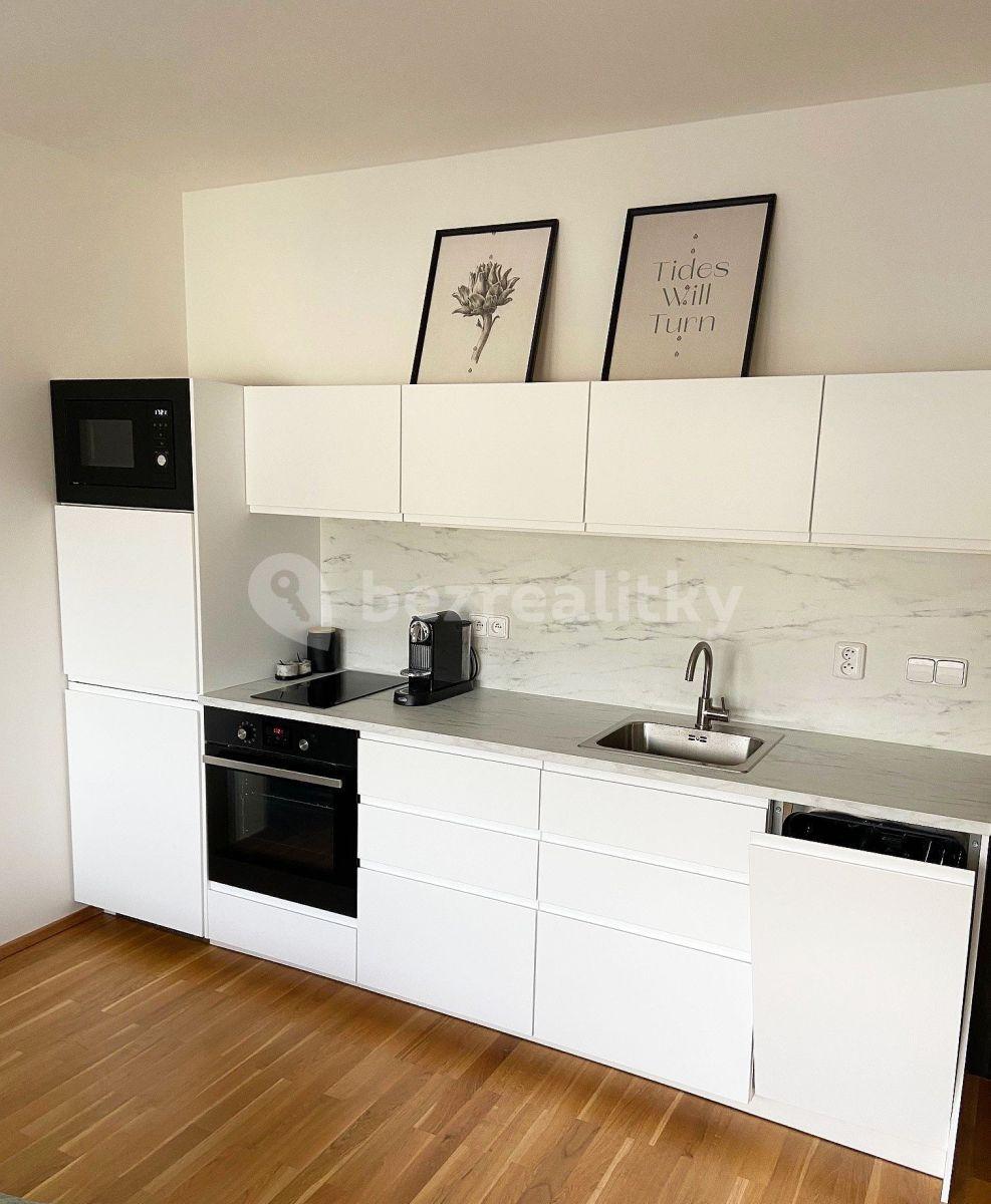 Studio flat to rent, 35 m², U Nikolajky, Prague, Prague