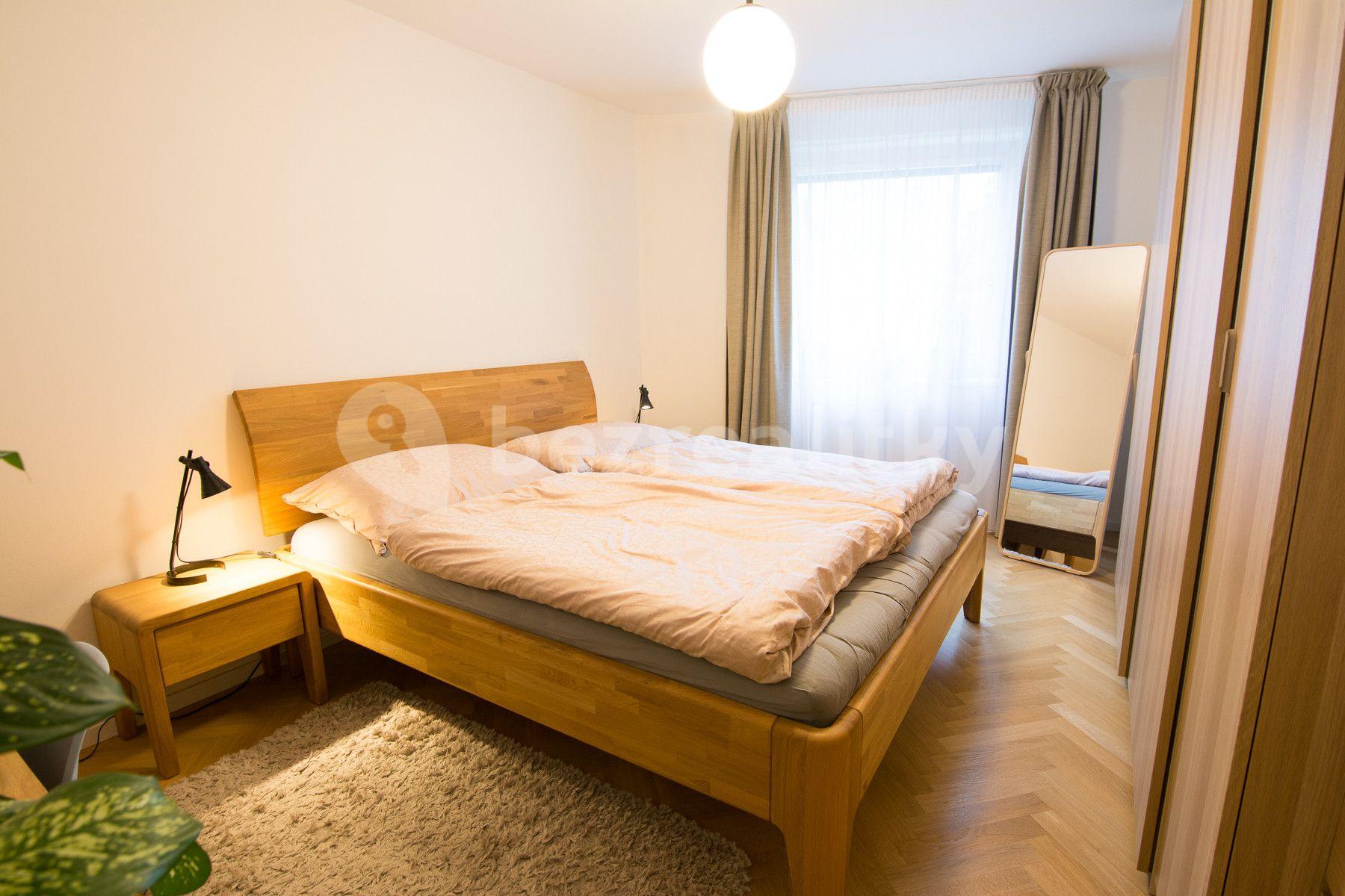 1 bedroom with open-plan kitchen flat to rent, 62 m², Pod Parukářkou, Prague, Prague