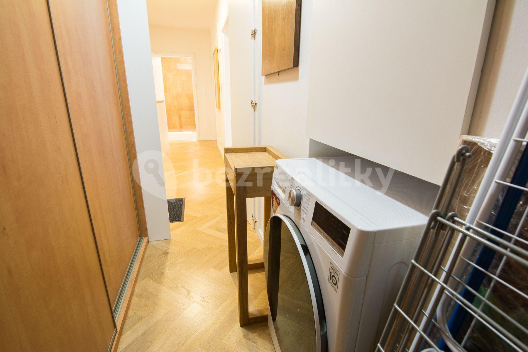 1 bedroom with open-plan kitchen flat to rent, 62 m², Pod Parukářkou, Prague, Prague