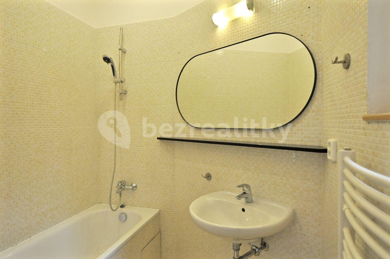 3 bedroom flat for sale, 98 m², Michalská, Prague, Prague