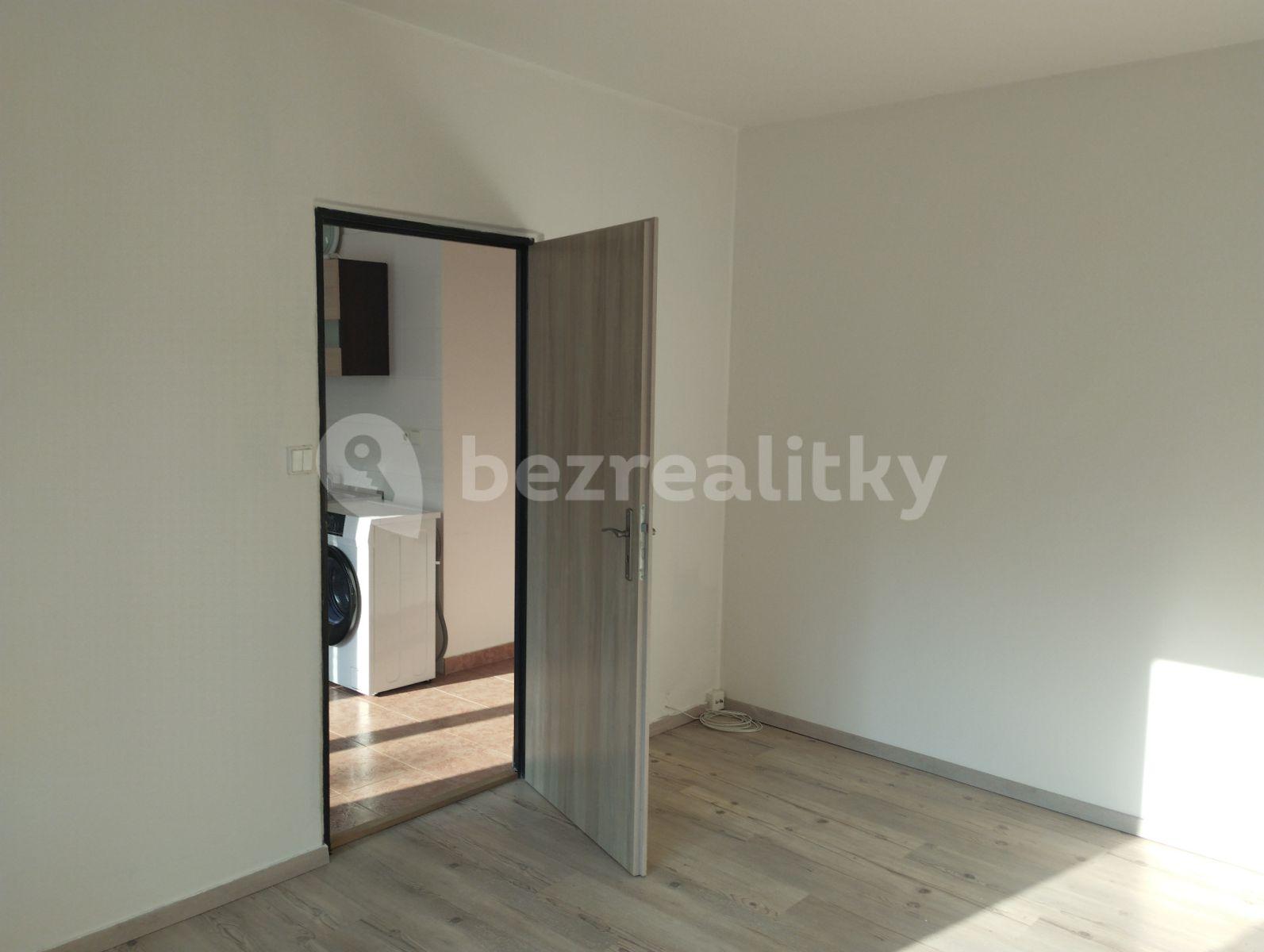 1 bedroom flat to rent, 36 m², Svatováclavská, Žatec, Ústecký Region