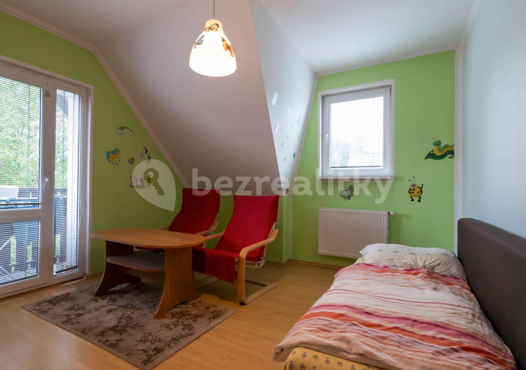 house for sale, 112 m², Luční, Nupaky, Středočeský Region