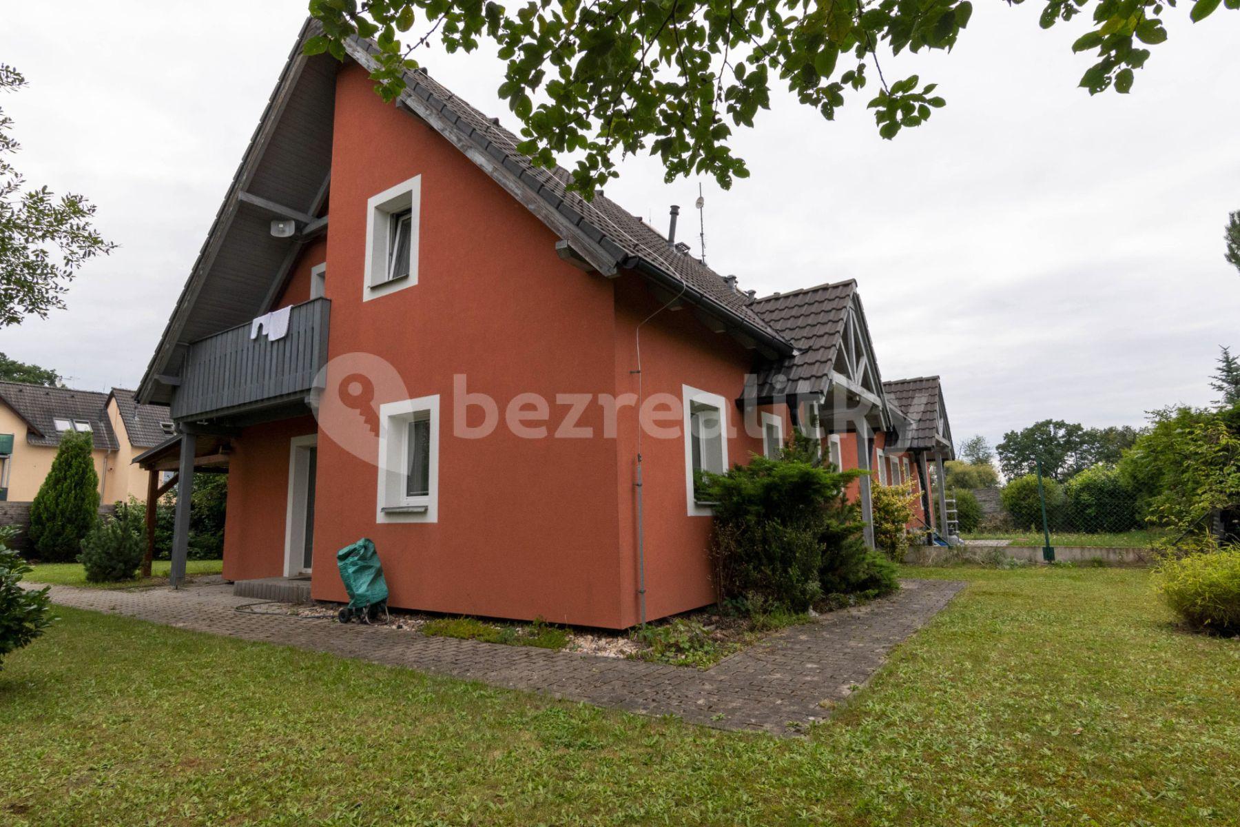 house for sale, 112 m², Luční, Nupaky, Středočeský Region