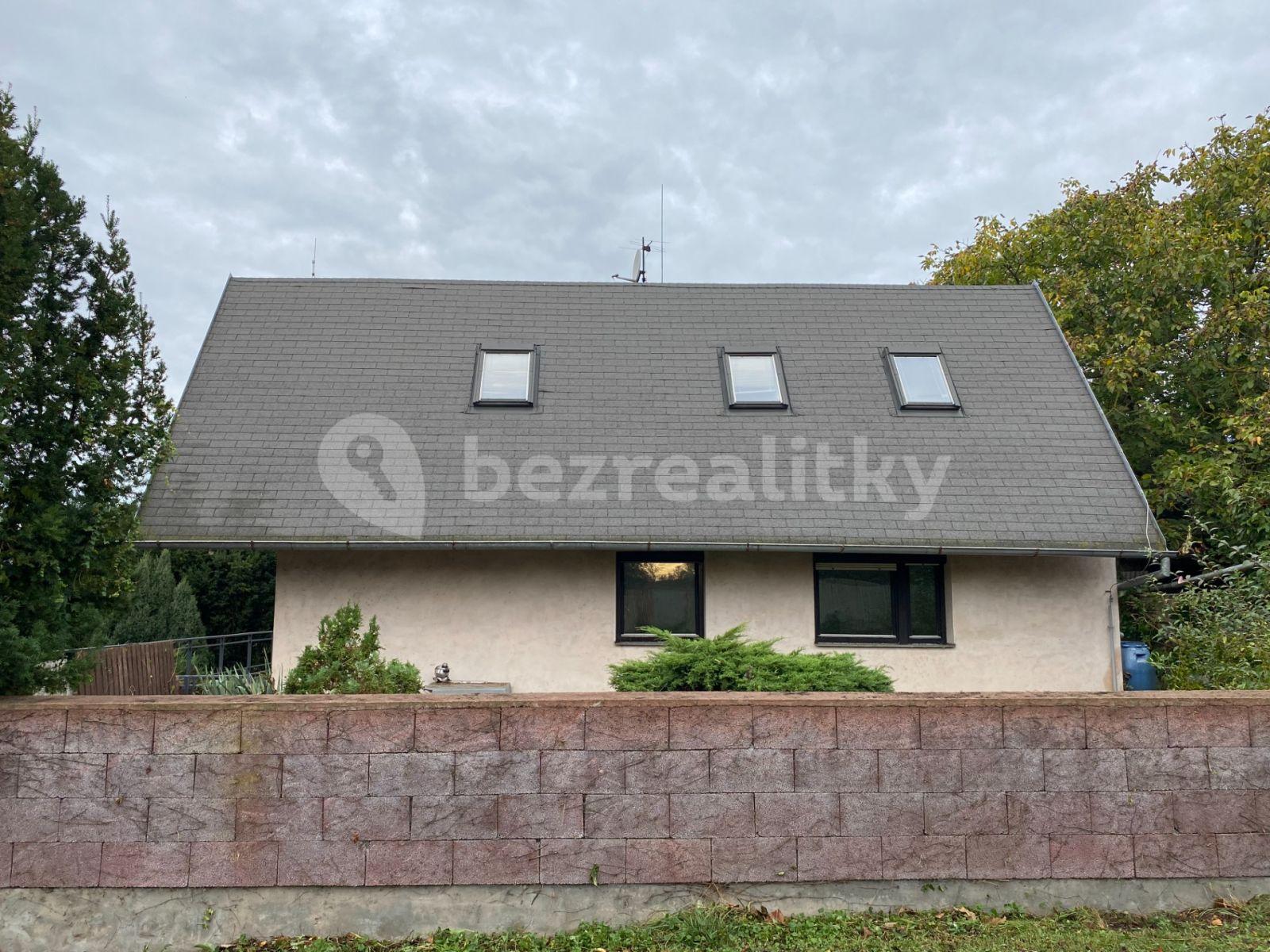 house for sale, 250 m², Vinaře, Středočeský Region