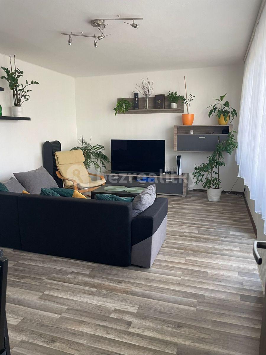 3 bedroom flat to rent, 77 m², Záveská, Prague, Prague