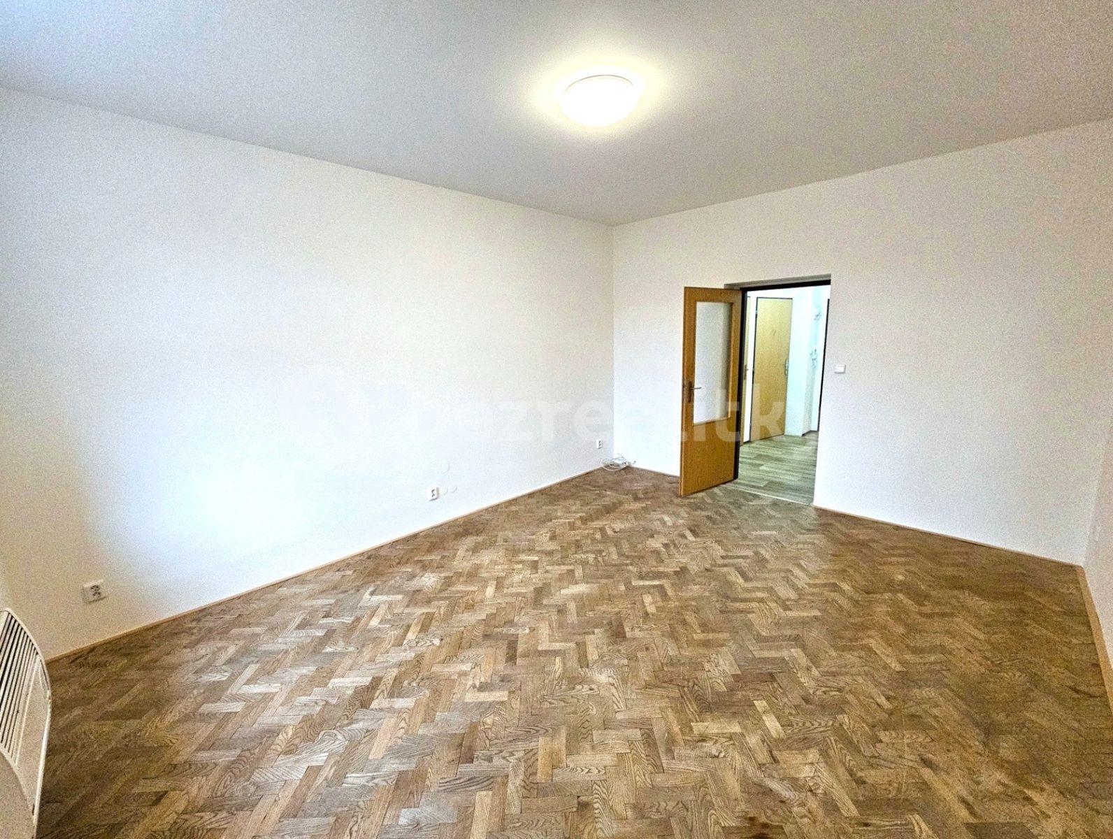 1 bedroom flat to rent, 40 m², Karáskovo náměstí, Brno, Jihomoravský Region