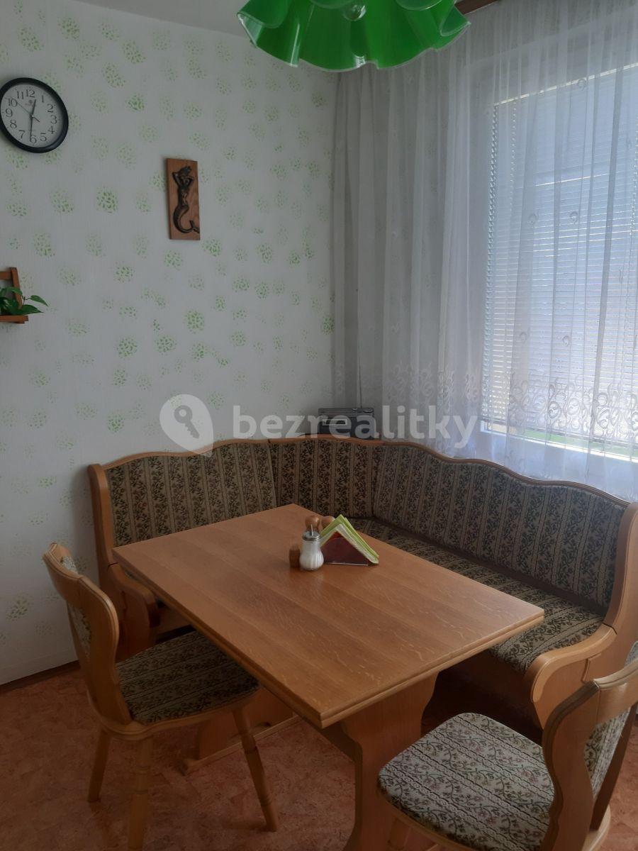 1 bedroom flat to rent, 36 m², Palackého třída, Chrudim, Pardubický Region