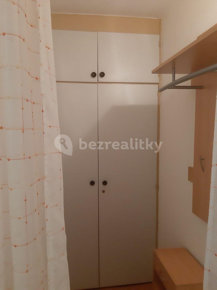 1 bedroom flat to rent, 36 m², Palackého třída, Chrudim, Pardubický Region