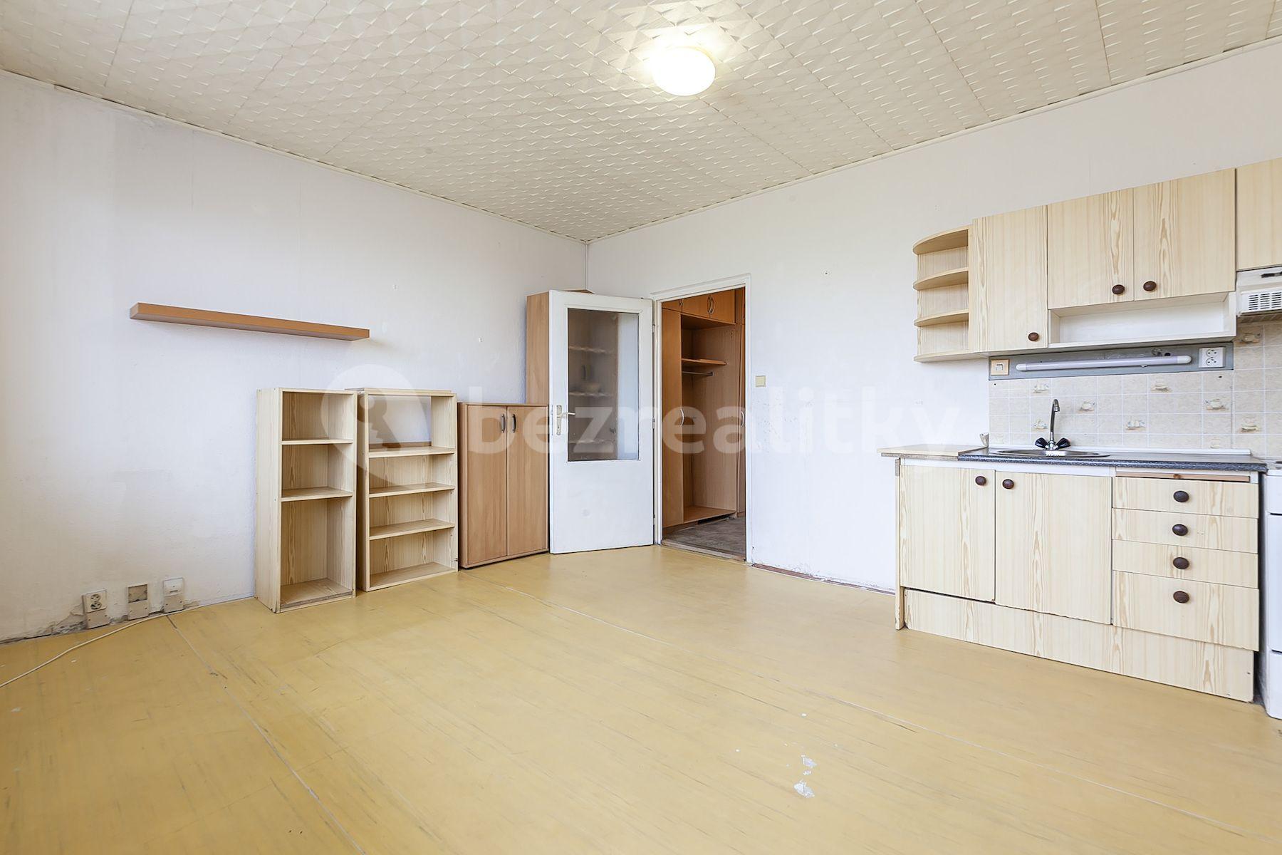 Studio flat for sale, 26 m², Imrychova, Prague, Prague