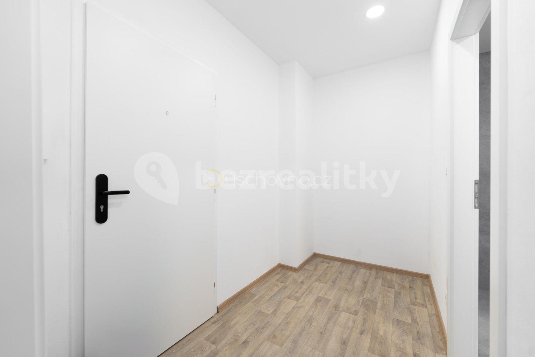 Studio flat to rent, 30 m², Dětská, Zlín, Zlínský Region