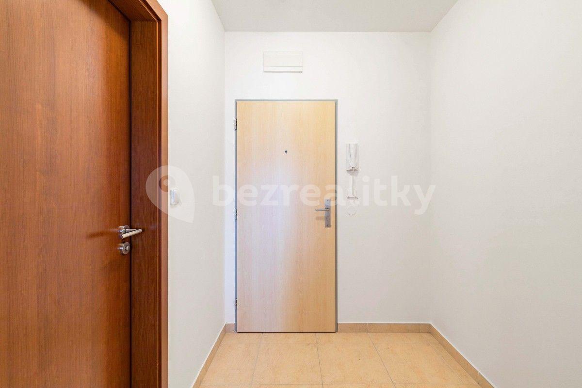 1 bedroom with open-plan kitchen flat to rent, 57 m², Cedrová, Jesenice, Středočeský Region