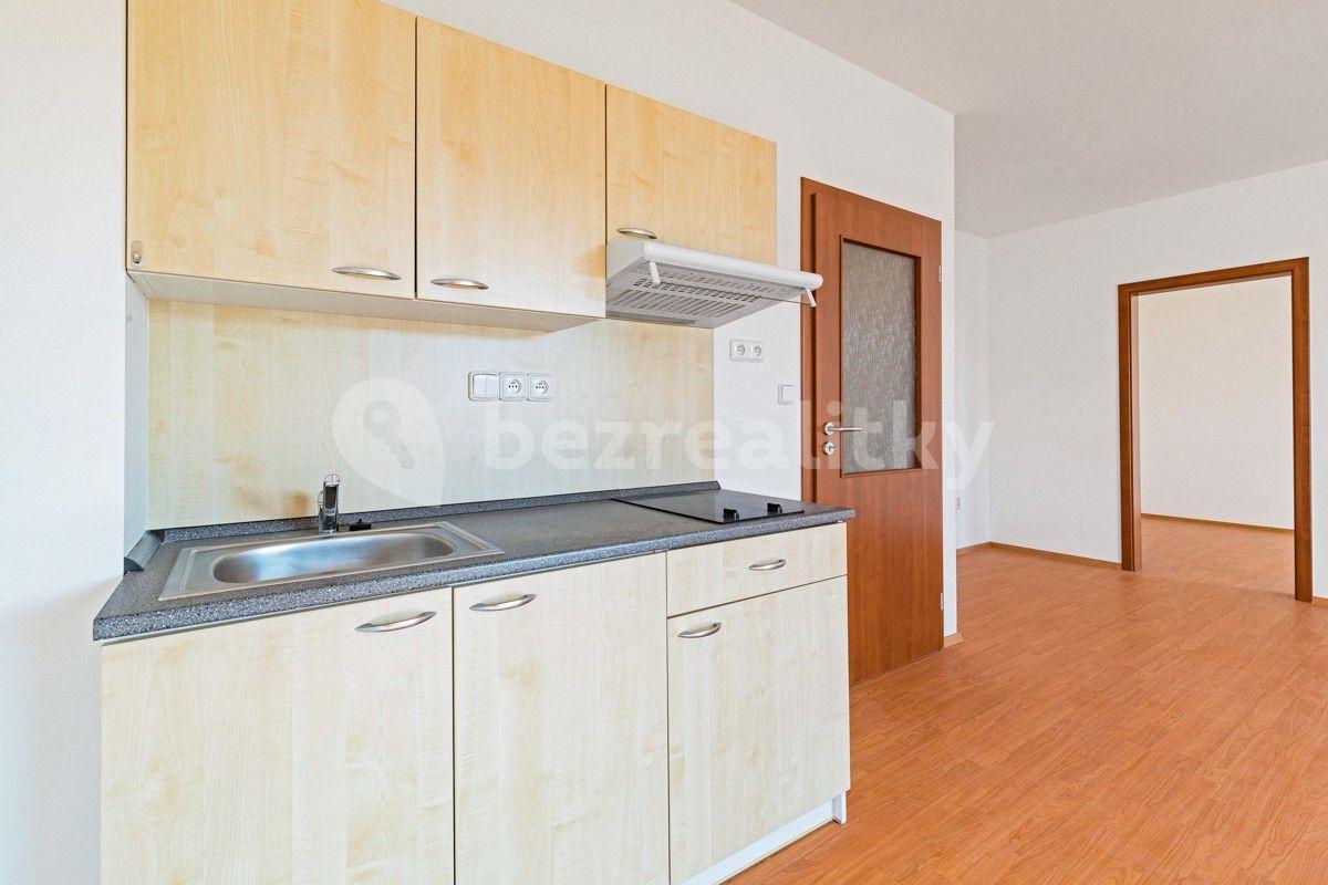 1 bedroom with open-plan kitchen flat to rent, 57 m², Cedrová, Jesenice, Středočeský Region