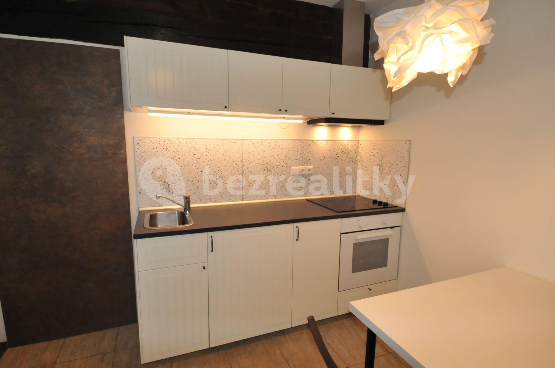 Studio flat to rent, 35 m², Na Cikánce, Prague, Prague