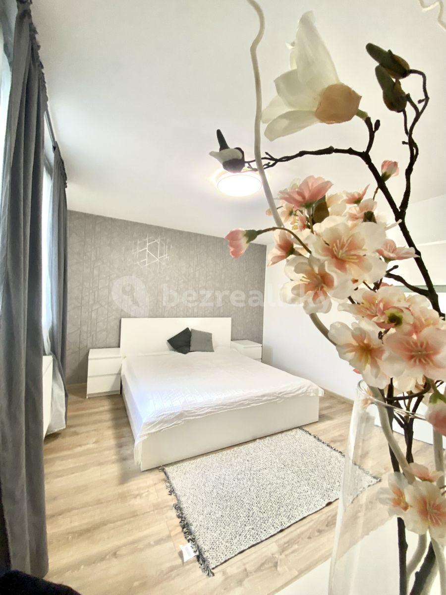 2 bedroom flat to rent, 74 m², Prosecka, Prague, Prague