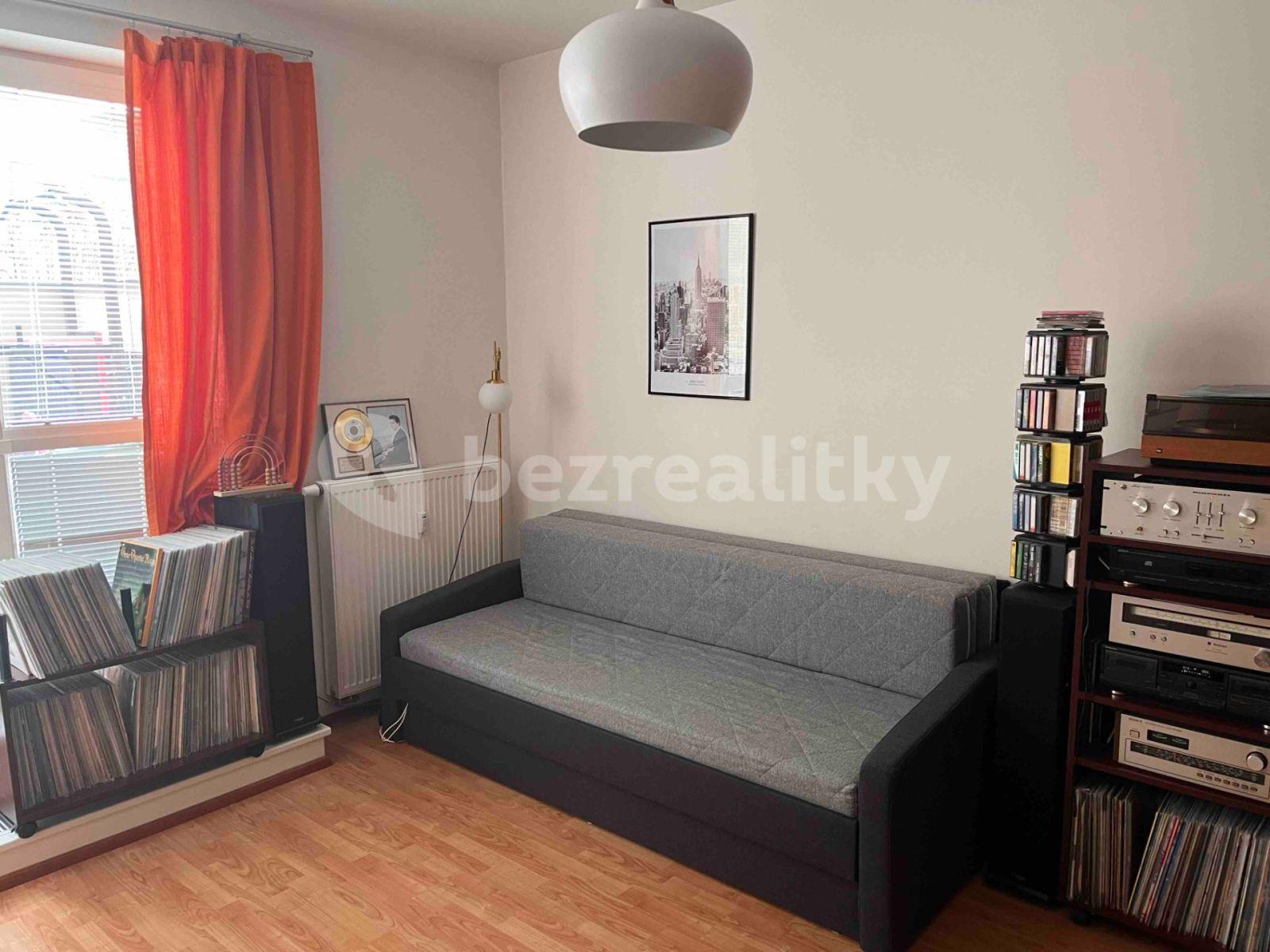 1 bedroom with open-plan kitchen flat to rent, 41 m², Plzeňská, Prague, Prague