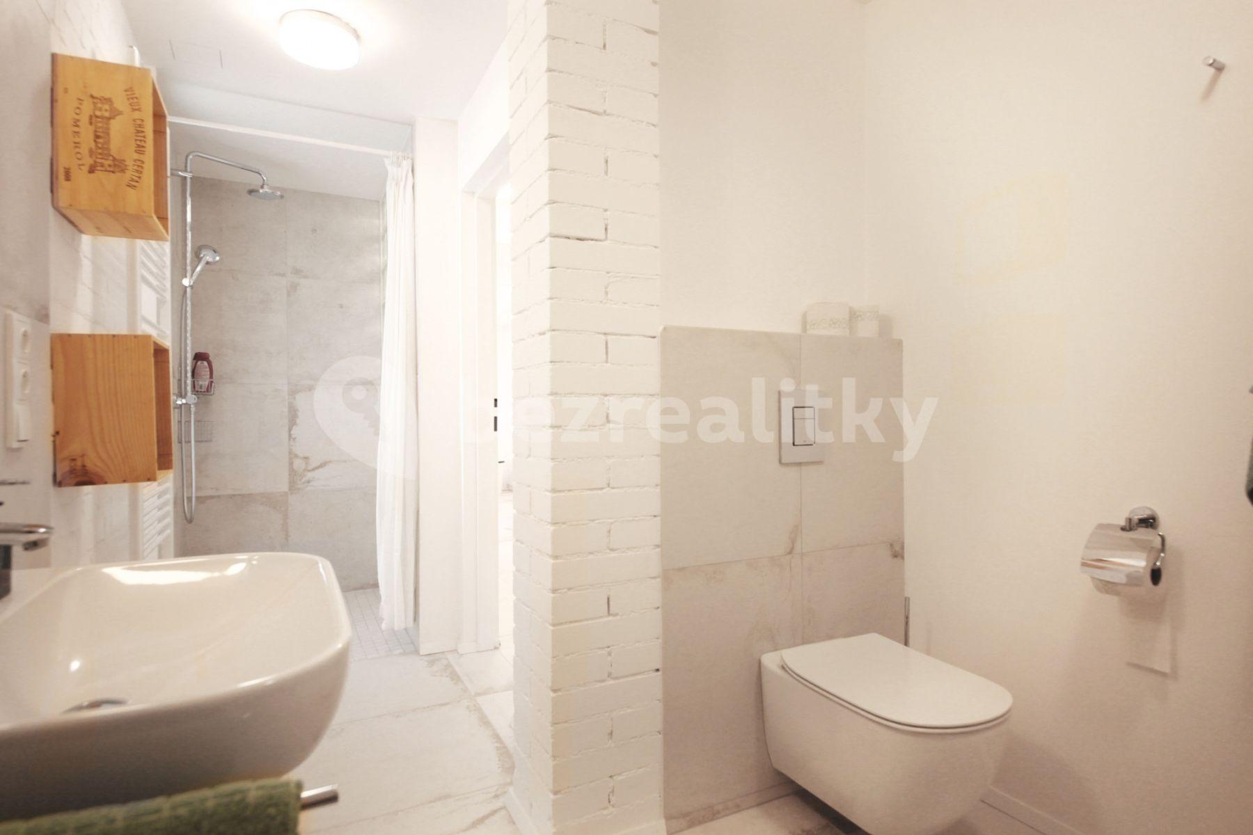 1 bedroom flat to rent, 82 m², Kosatcová, Prague, Prague