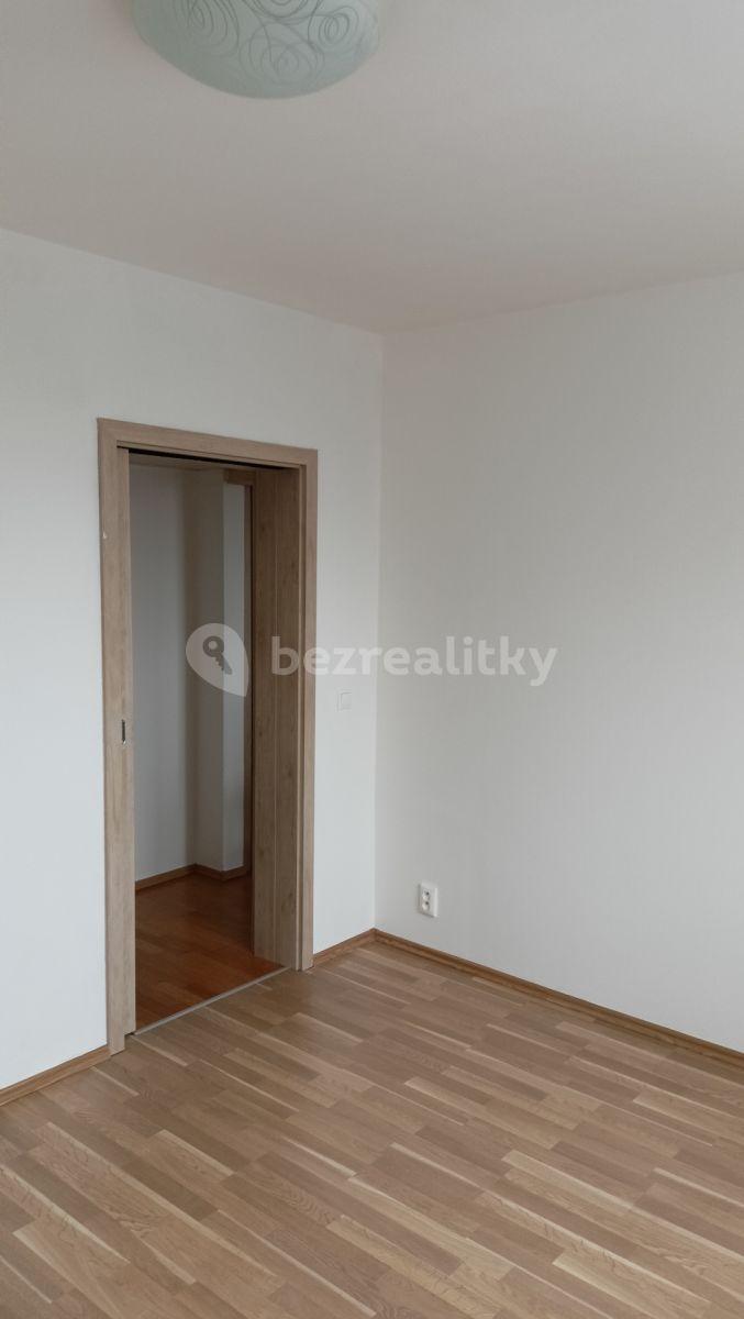 2 bedroom with open-plan kitchen flat to rent, 76 m², Za Mototechnou, Prague, Prague