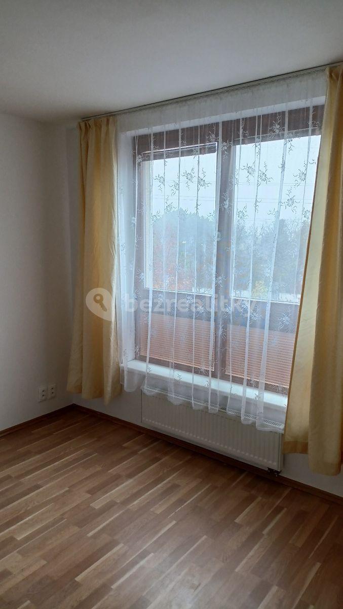 2 bedroom with open-plan kitchen flat to rent, 76 m², Za Mototechnou, Prague, Prague