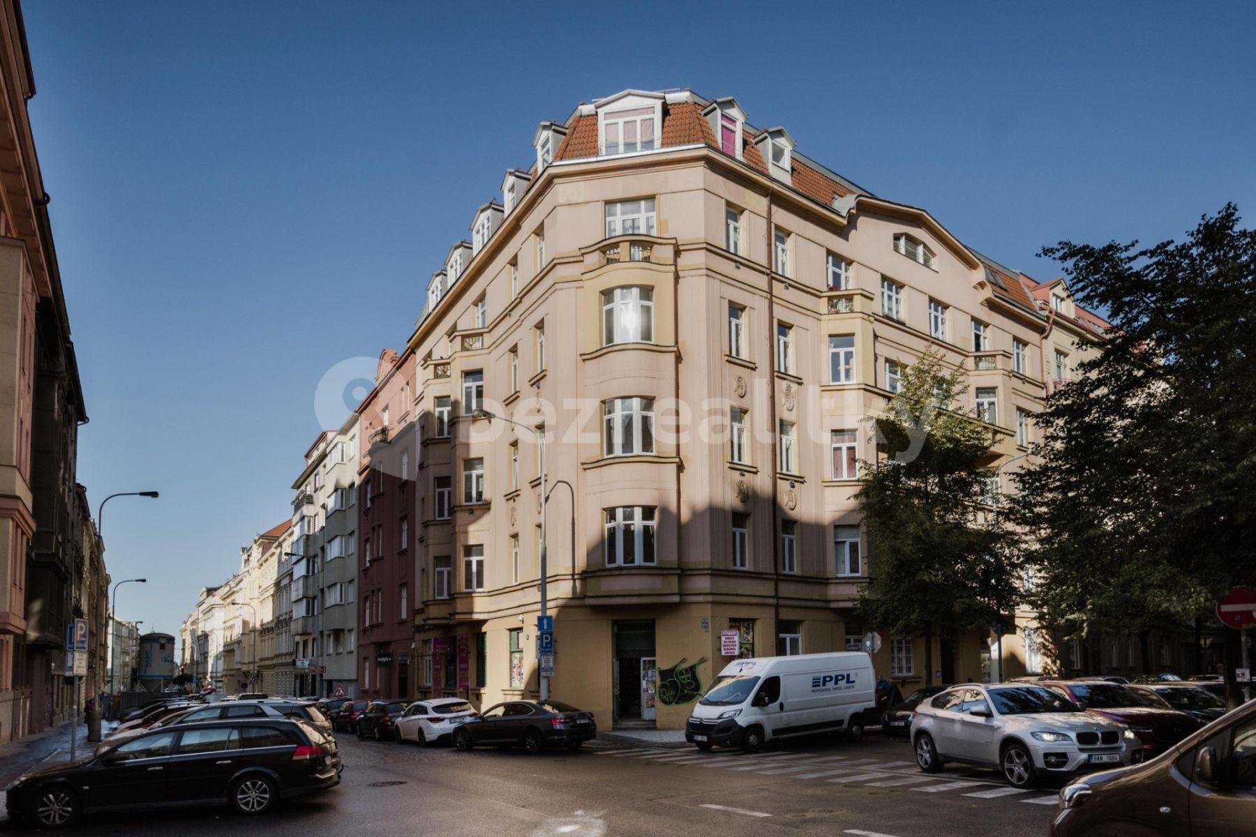 2 bedroom flat to rent, 60 m², Kolínská, Prague, Prague