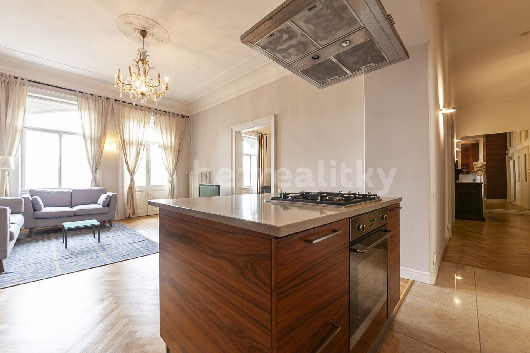 3 bedroom flat to rent, 105 m², Masarykovo nábřeží, Prague, Prague