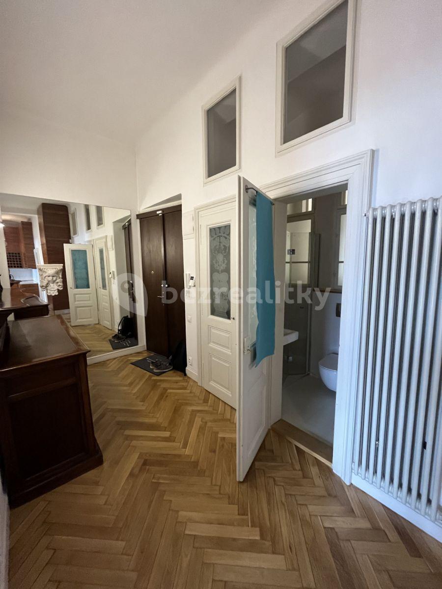 3 bedroom flat to rent, 105 m², Masarykovo nábřeží, Prague, Prague