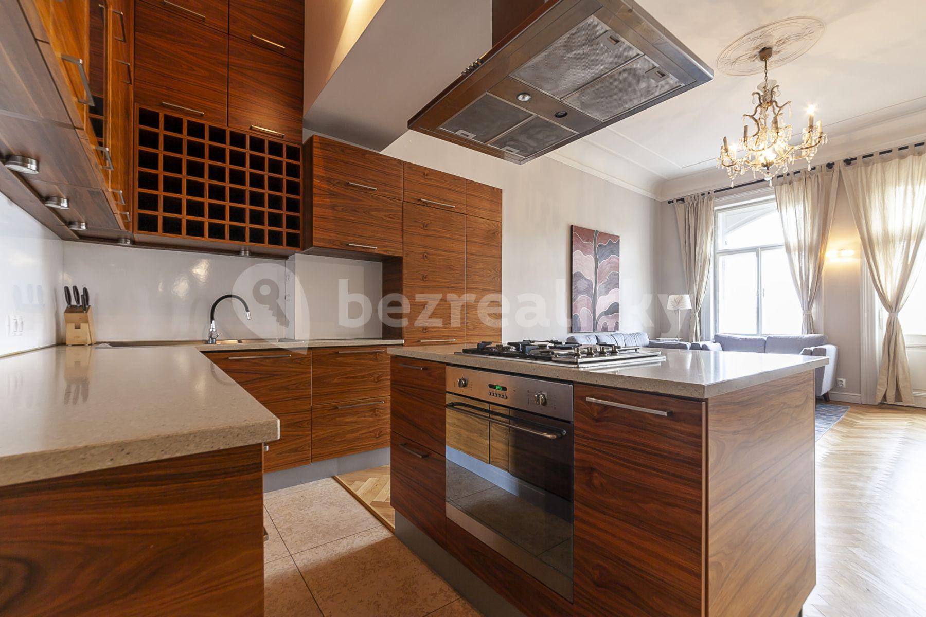 3 bedroom flat to rent, 105 m², Masarykovo nábřeží, Prague, Prague