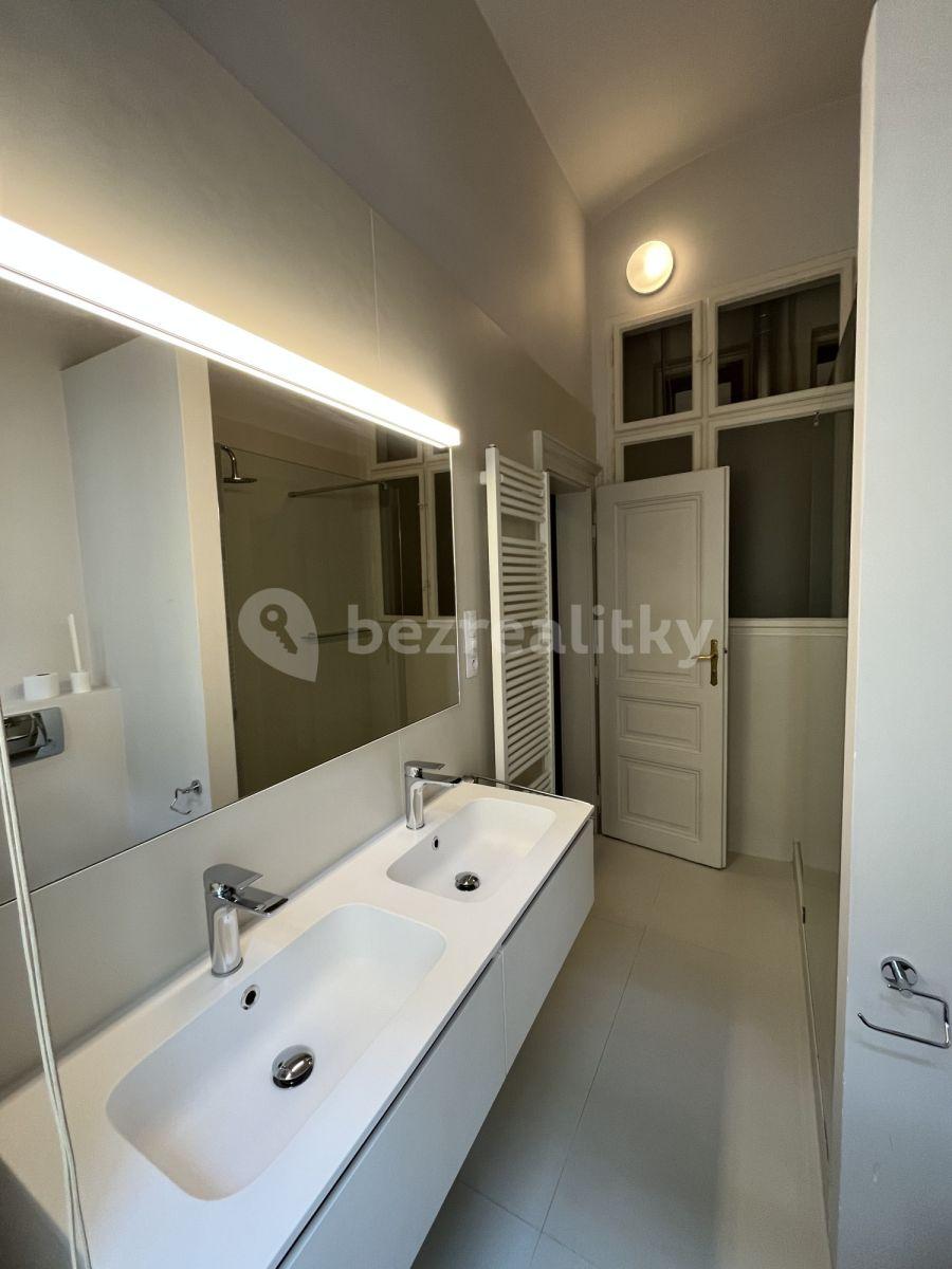 3 bedroom flat to rent, 105 m², Masarykovo nábřeží, Prague, Prague