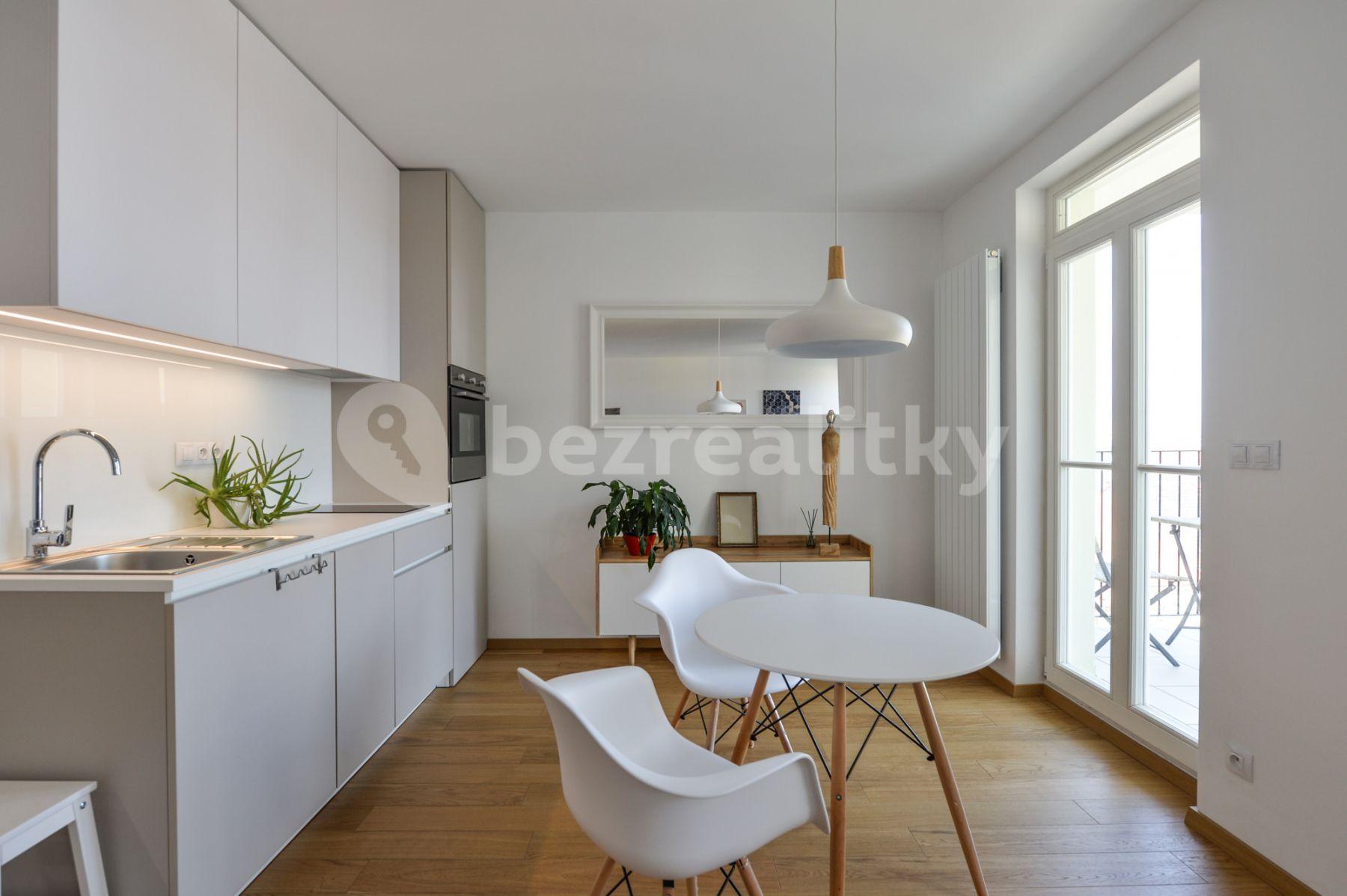 Studio flat to rent, 42 m², Krásova, Prague, Prague