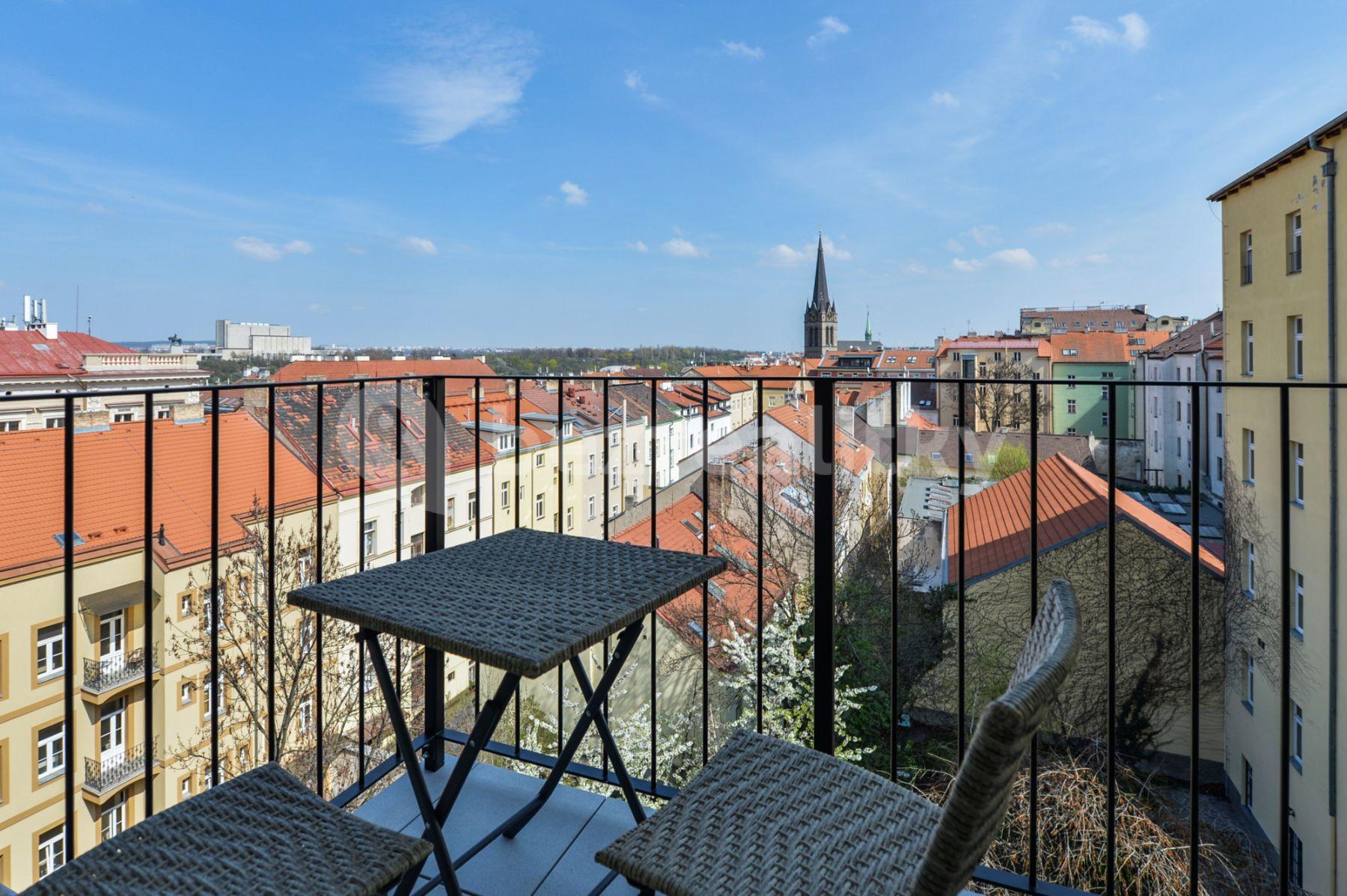 Studio flat to rent, 42 m², Krásova, Prague, Prague