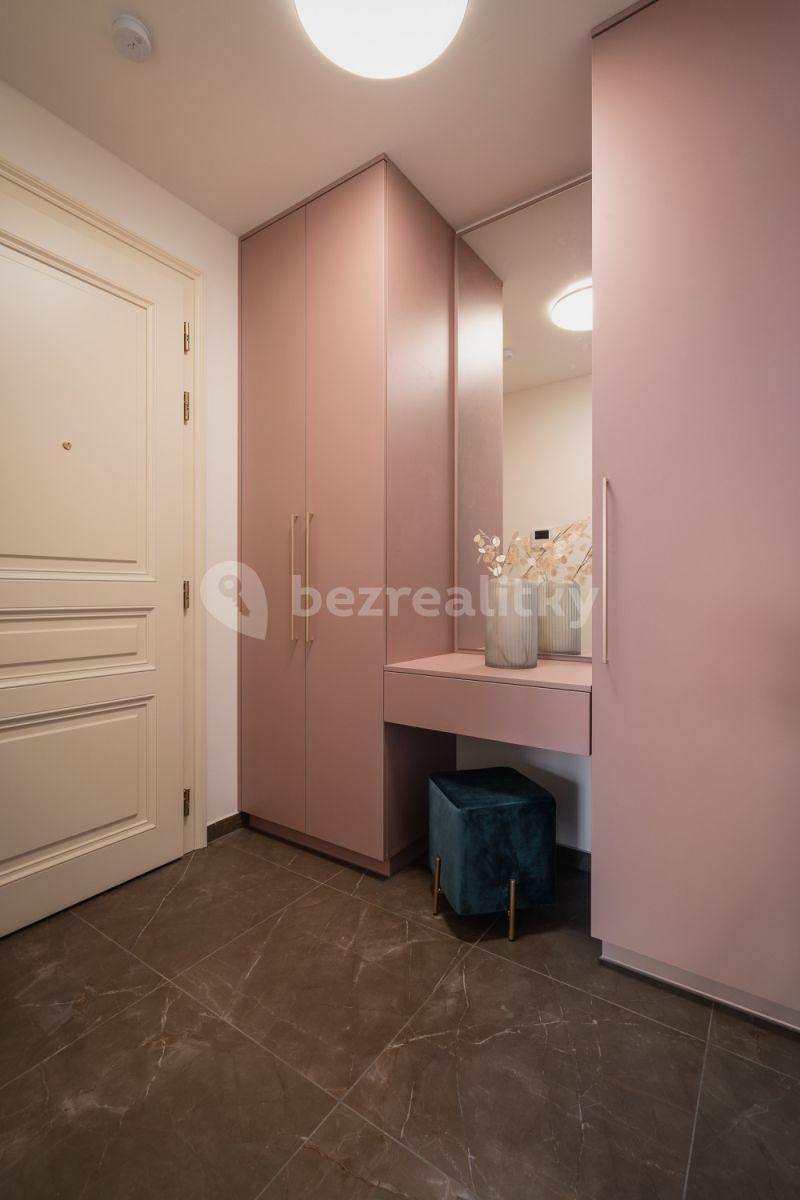 1 bedroom flat to rent, 32 m², Peckova, Prague, Prague