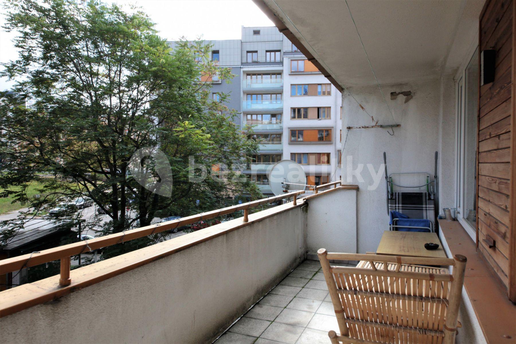 1 bedroom with open-plan kitchen flat to rent, 40 m², Rokycanova, Prague, Prague