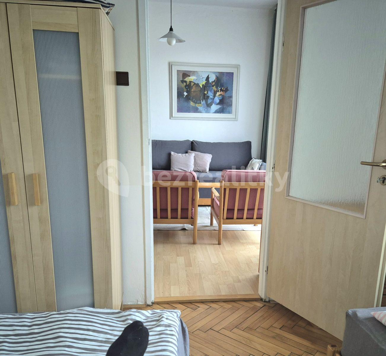 2 bedroom flat to rent, 38 m², Počátecká, Prague, Prague