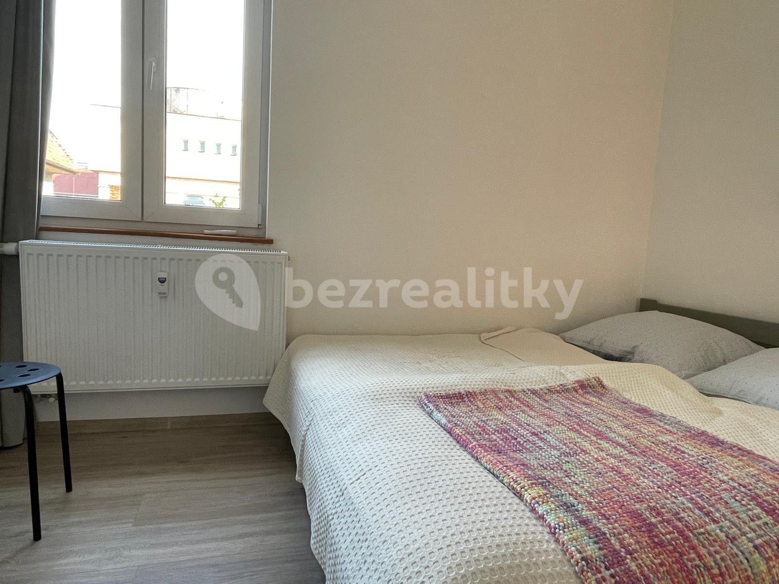 1 bedroom with open-plan kitchen flat to rent, 50 m², Mäsiarska A, Košice - mestská časť Staré Mesto, Košický Region