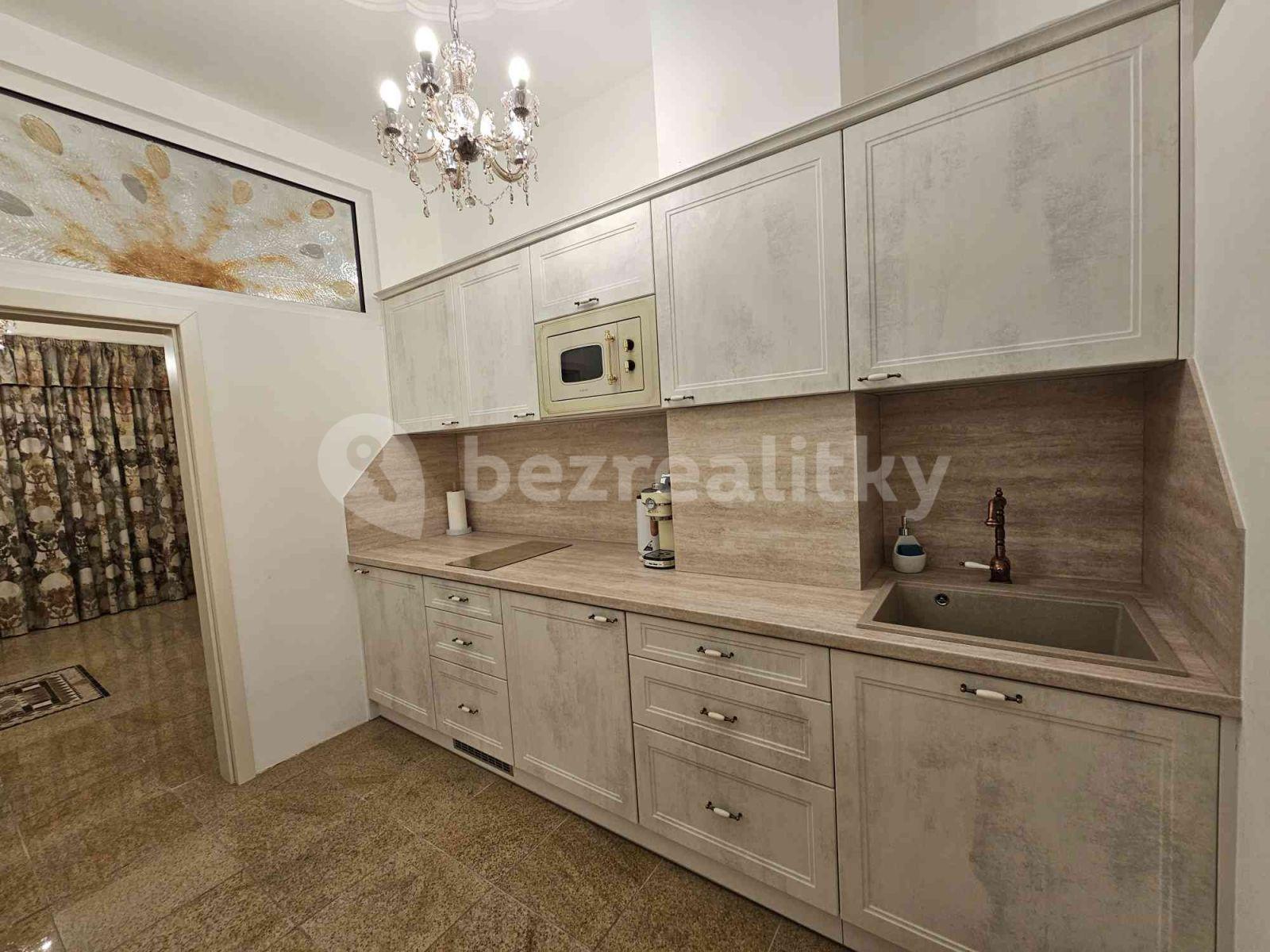 2 bedroom flat to rent, 40 m², Šancová, Bratislava - mestská časť Staré Mesto, Bratislavský Region