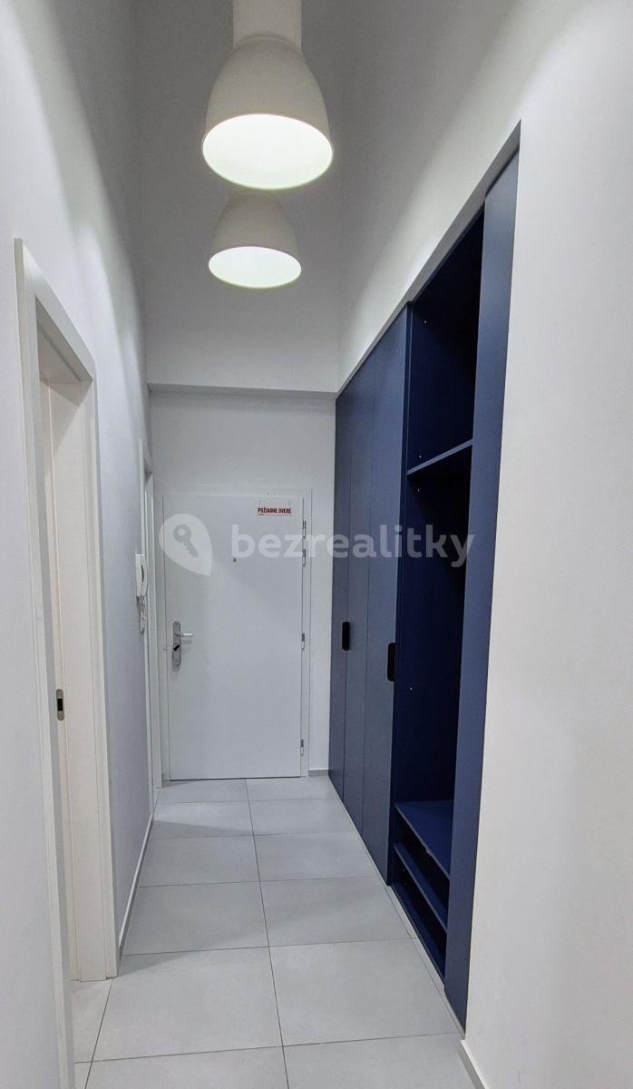 3 bedroom flat to rent, 84 m², Plynárenská D, Ružinov, Bratislavský Region